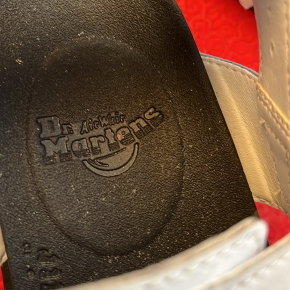 Doc Martens - Picture 4 of 12